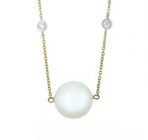 Yellow gold south sea pearl necklace | B18453