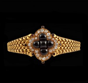 Victorian cabochon garnet and diamond bracelet