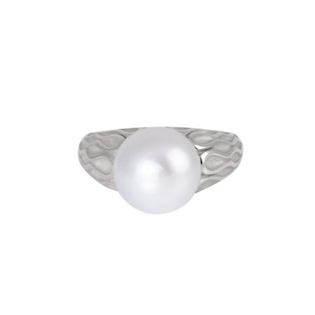 Autore Nautical South sea pearl silver ring. Featuring a white South sea 11mm pearl set in a nautical inspired design.