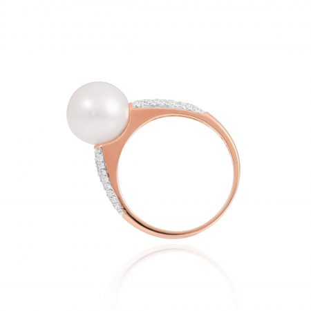 Freshwater pearl and diamond ring