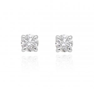 0.50ctw classic diamond stud earrings