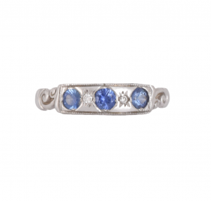 Three blue sapphire ring
