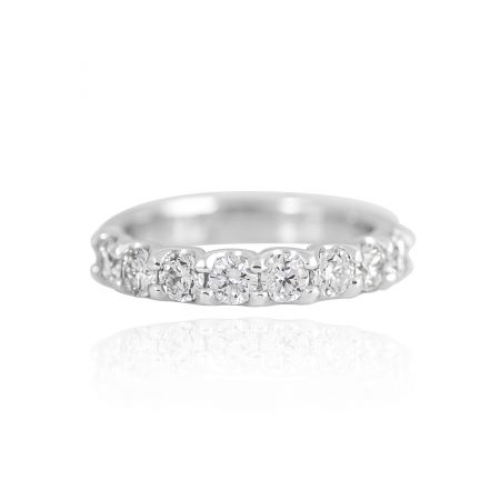 Medium Scalloped Diamond Ring